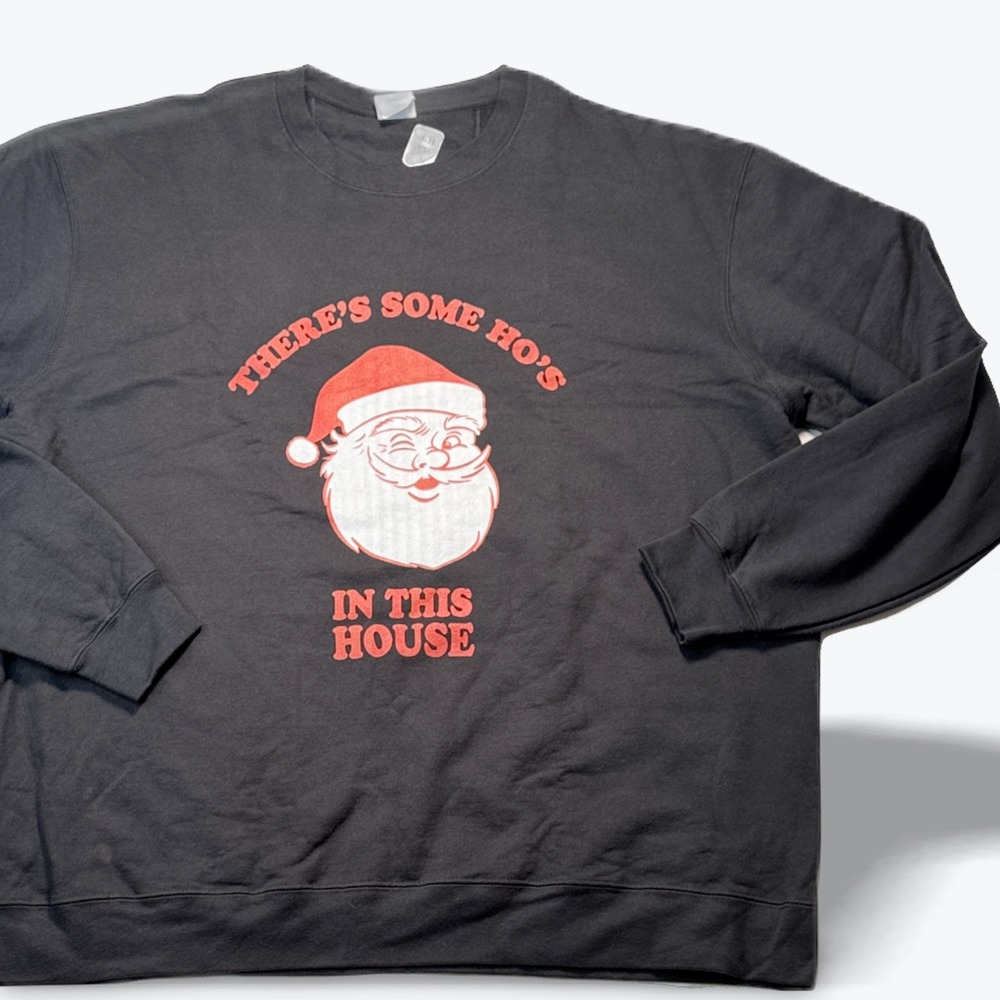 Christmas Novelty Sweatshirt Funny Santa Ho's In This House Black Size 2XL